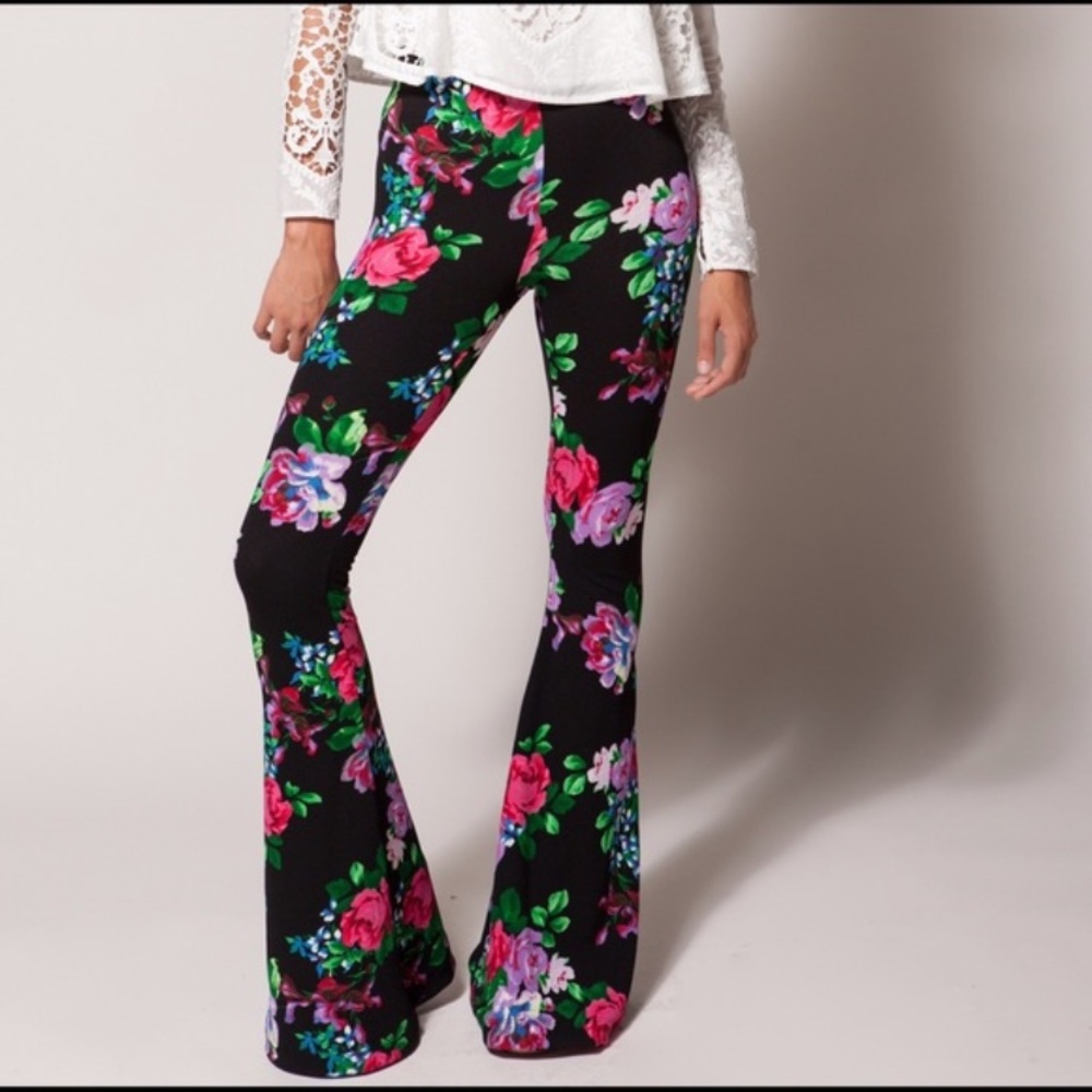 Show me your Mumu Jardina Bam Bam Bells floral flare pants medium TALL